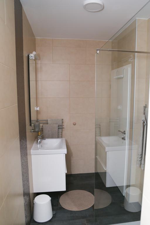 Apartments Bogdan สเวติ มาร์ติน นา มูรี ภายนอก รูปภาพ